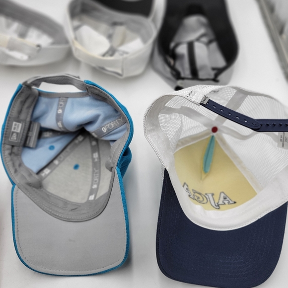 Lot of ajga and random hats - Picture 11 of 13